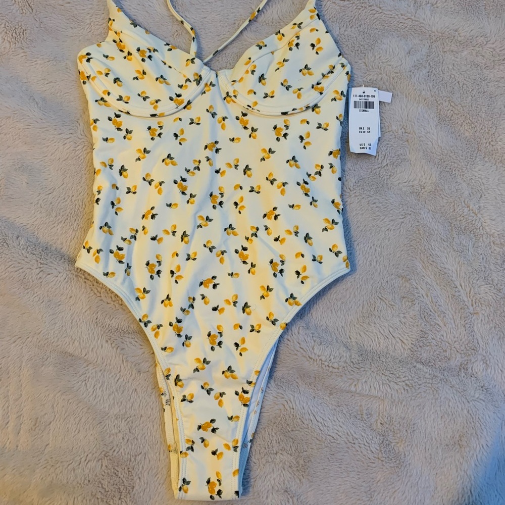 Brand New Abercrombie & Fitch One piece swimsuit